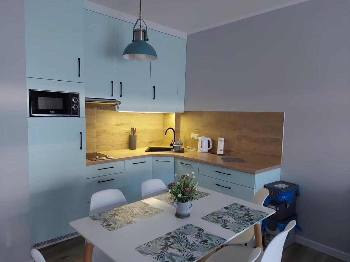 Apartamenty Z Tarasami "Mietowy Spokoj 15" "Romantyczna Szarosc 16" "Niebieska Elegancja 17" Maksymalnie Dla 6 Osob Pobierowo Eksteriør bilde