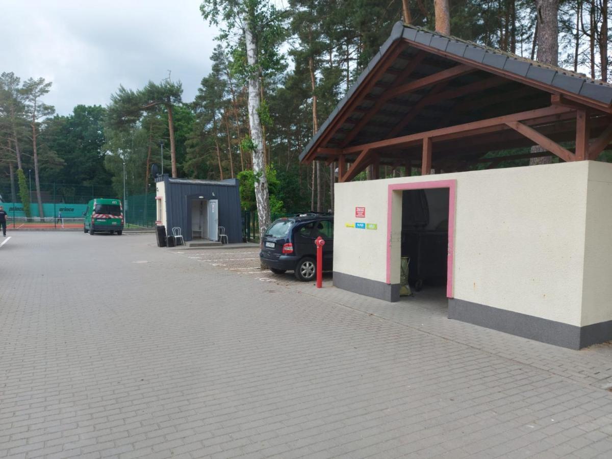 Apartamenty Z Tarasami "Mietowy Spokoj 15" "Romantyczna Szarosc 16" "Niebieska Elegancja 17" Maksymalnie Dla 6 Osob Pobierowo Eksteriør bilde