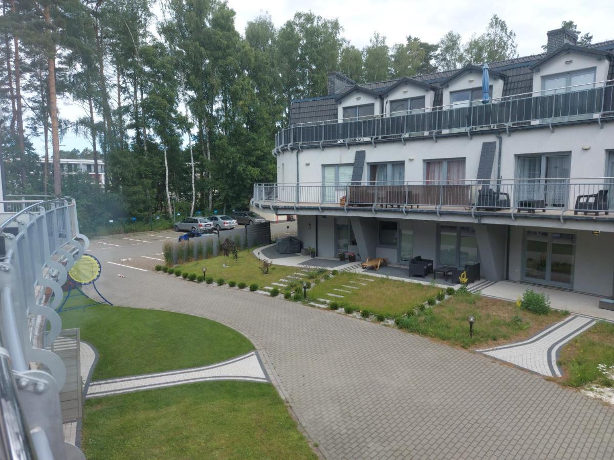 Apartamenty Z Tarasami "Mietowy Spokoj 15" "Romantyczna Szarosc 16" "Niebieska Elegancja 17" Maksymalnie Dla 6 Osob Pobierowo Eksteriør bilde
